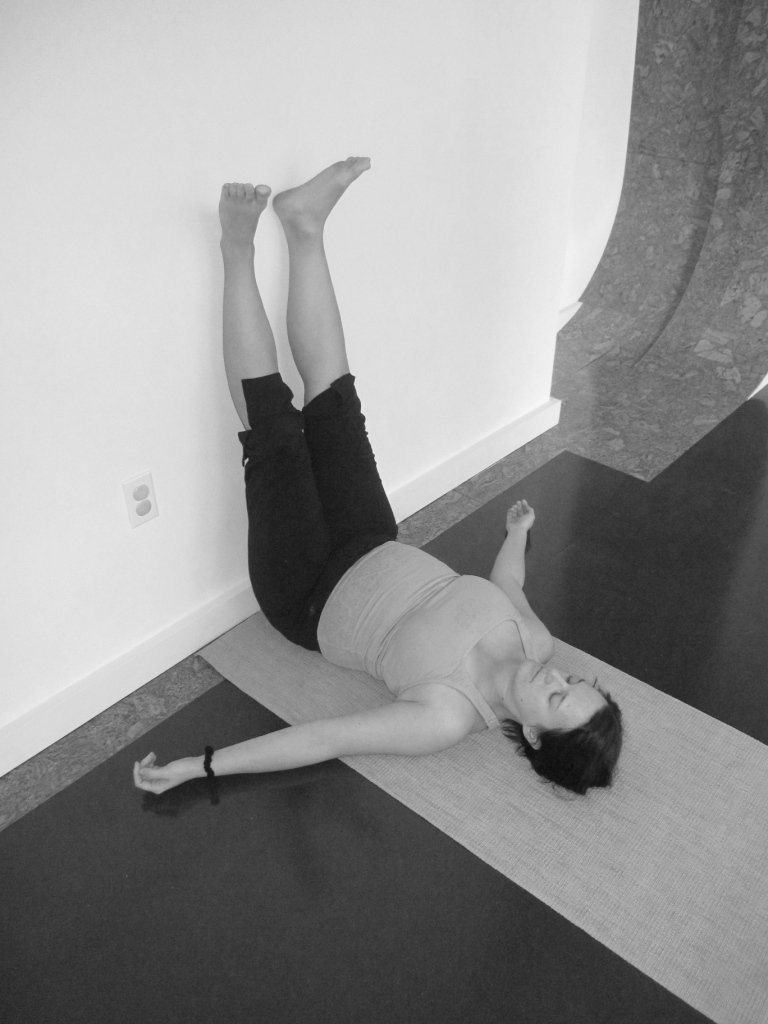 15+ Legs Up The Wall Pregnancy Yoga Poses